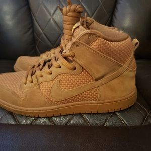 Nike Dunk High Premium SB Brown Ale